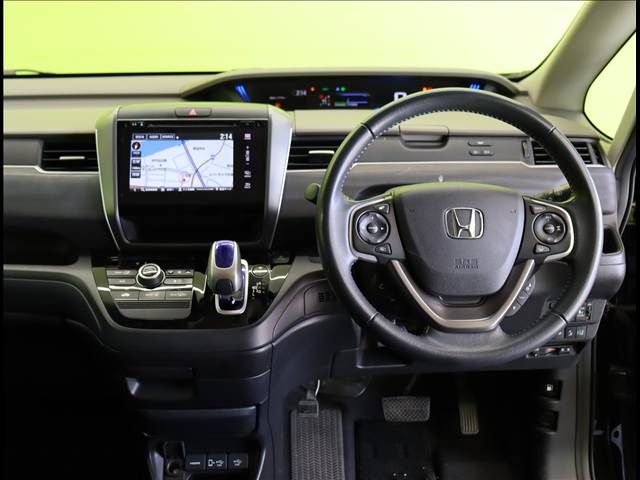 HONDA FREED HYBRID 2017 Image 31
