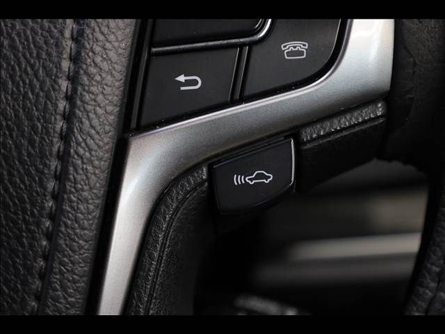 TOYOTA CROWN SEDAN HYBRID 2013 Image 31