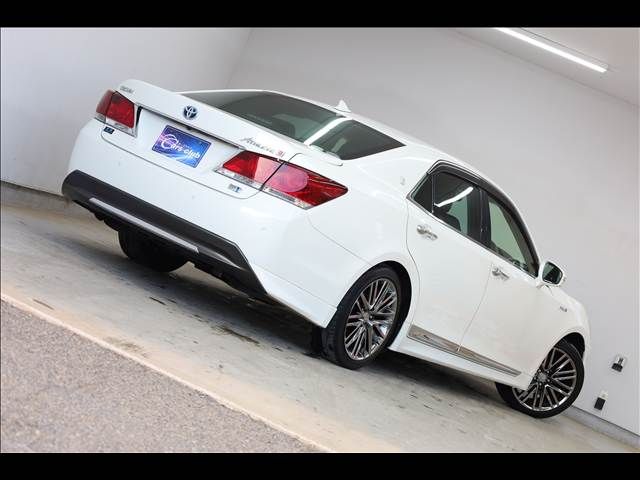 TOYOTA CROWN SEDAN HYBRID 2013 Image 31