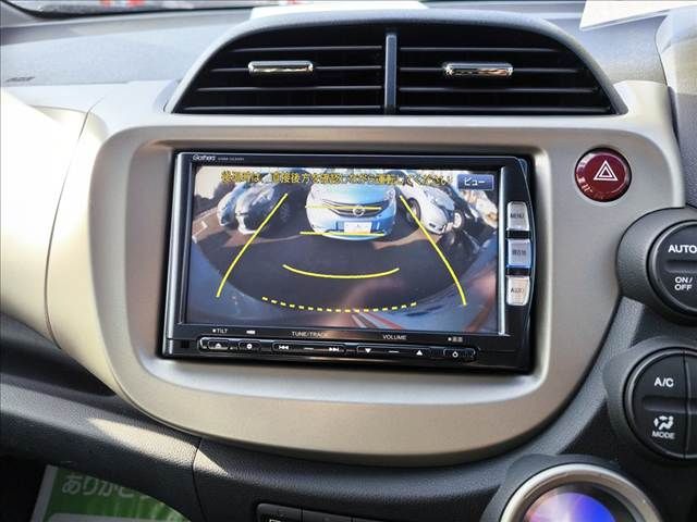 HONDA FIT HYBRID 2013 Image 31