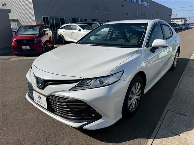 TOYOTA CAMRY HYBRID 2018 Image 31