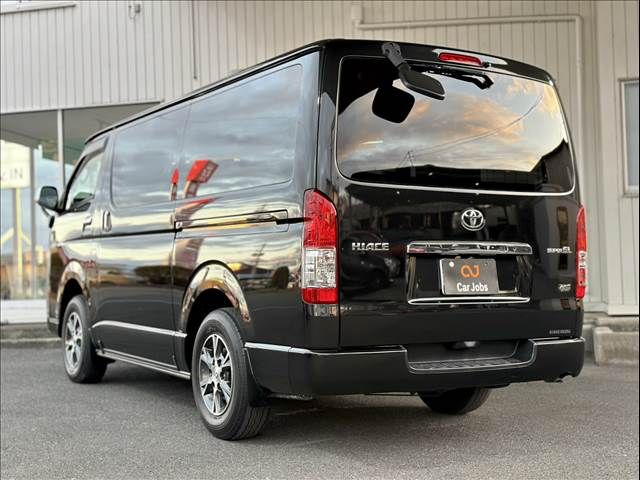 TOYOTA HIACE VAN 4WD 2019 Image 31