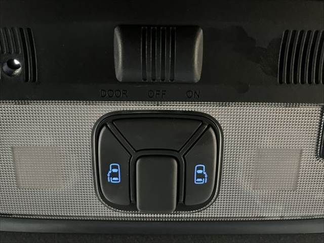 TOYOTA ESTIMA HYBRID 4WD 2017 Image 31