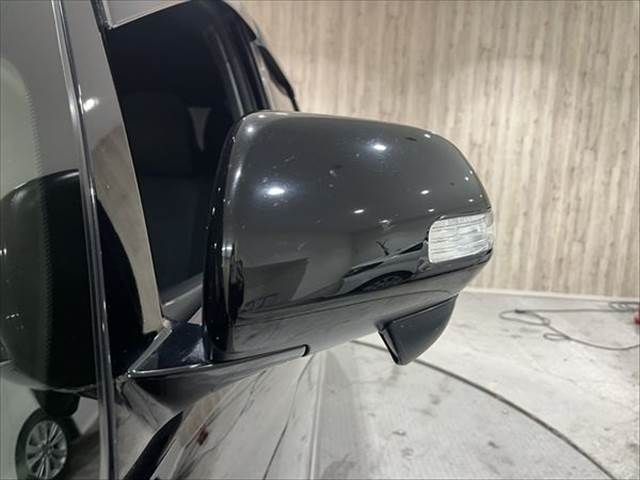 TOYOTA ESTIMA HYBRID 4WD 2017 Image 31