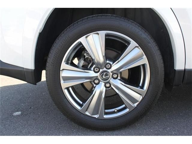 TOYOTA LEXUS UX200 2022 Image 31