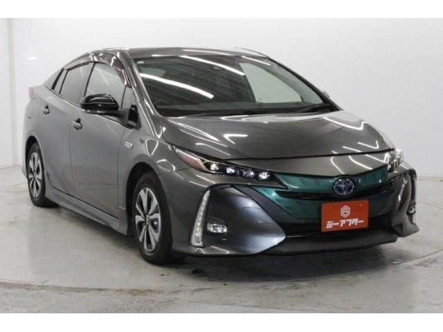 TOYOTA PRIUS PHV 2017 Image 31
