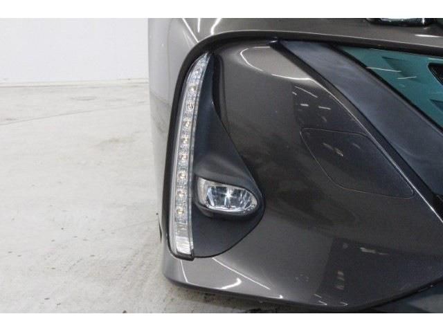 TOYOTA PRIUS PHV 2017 Image 31