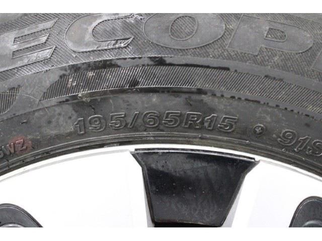 TOYOTA PRIUS PHV 2017 Image 31