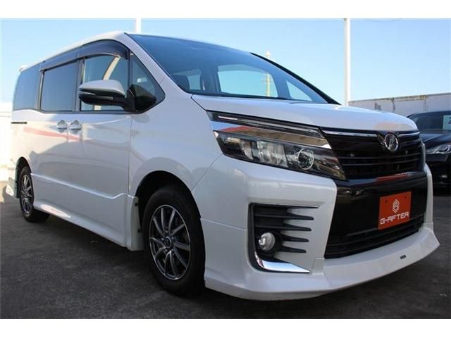 TOYOTA VOXY 2015 Image 31