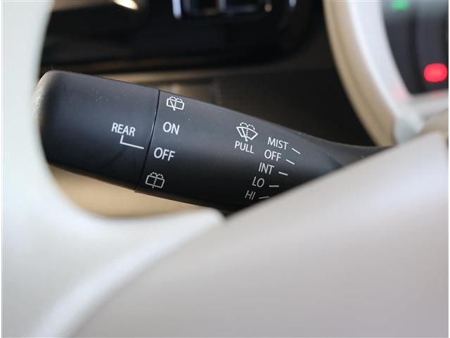 SUZUKI WAGON R SMILE 2024 Image 31