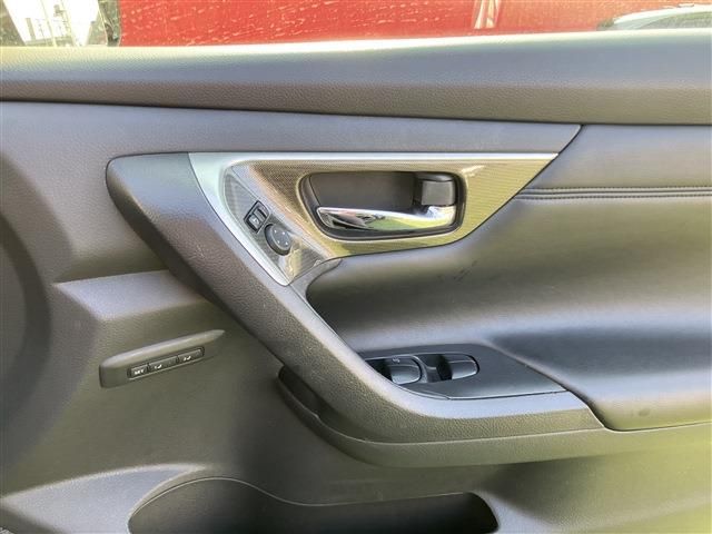 NISSAN TEANA 2018 Image 31