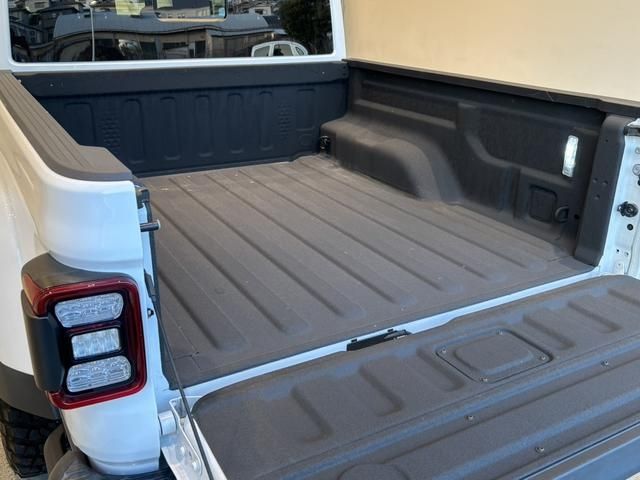 JEEP GLADIATOR 2023 Image 31