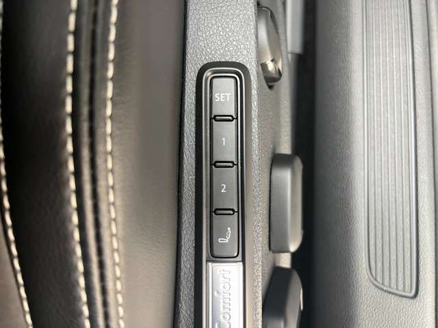 VOLKSWAGEN PASSAT GT 2022 Image 31