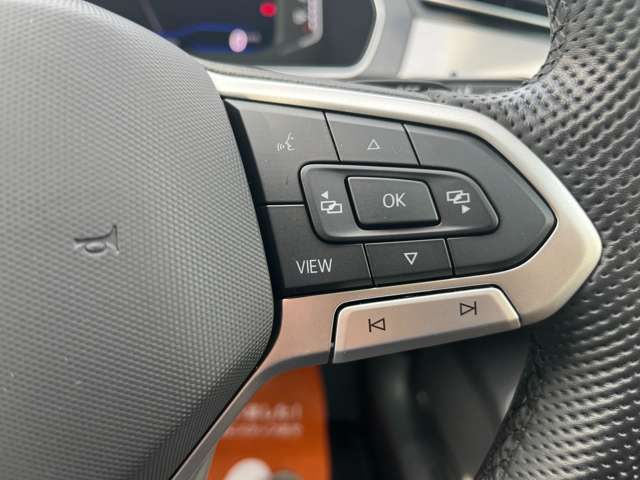 VOLKSWAGEN PASSAT GT 2022 Image 31