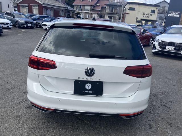 VOLKSWAGEN PASSAT VA 2022 Image 31