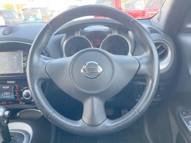 NISSAN JUKE 2016 Image 31