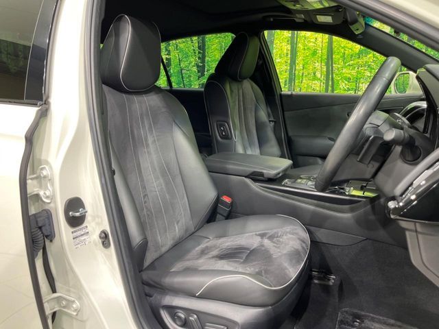 TOYOTA CROWN SEDAN HYBRID 2019 Image 31