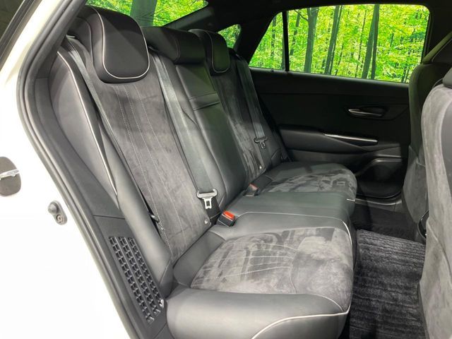 TOYOTA CROWN SEDAN HYBRID 2019 Image 31