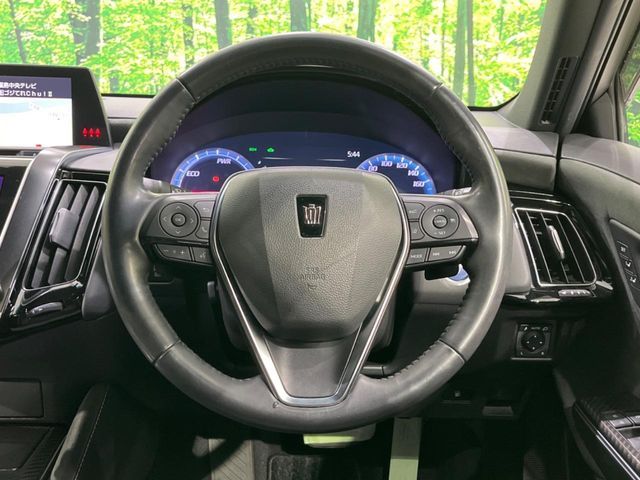 TOYOTA CROWN SEDAN HYBRID 2019 Image 31