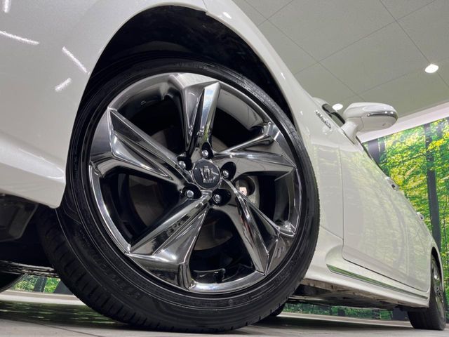 TOYOTA CROWN SEDAN HYBRID 2019 Image 31