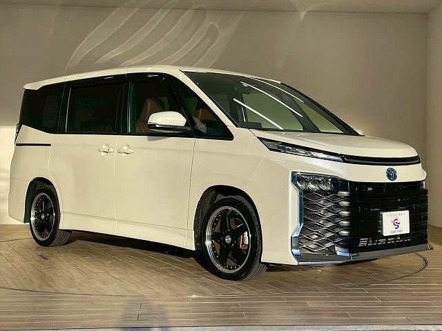 TOYOTA VOXY HYBRID 2023 Image 31