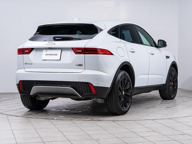 JAGUAR E-PACE 2018 Image 31