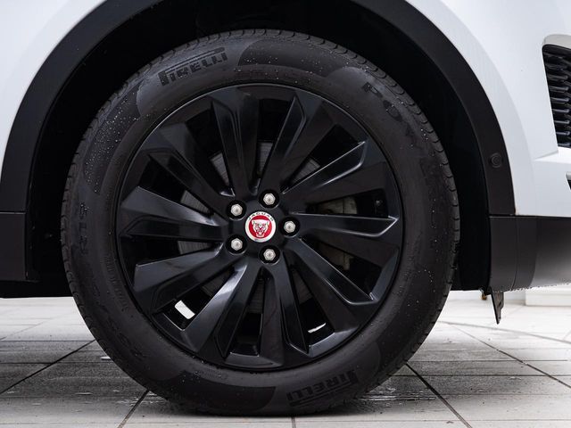 JAGUAR E-PACE 2018 Image 31