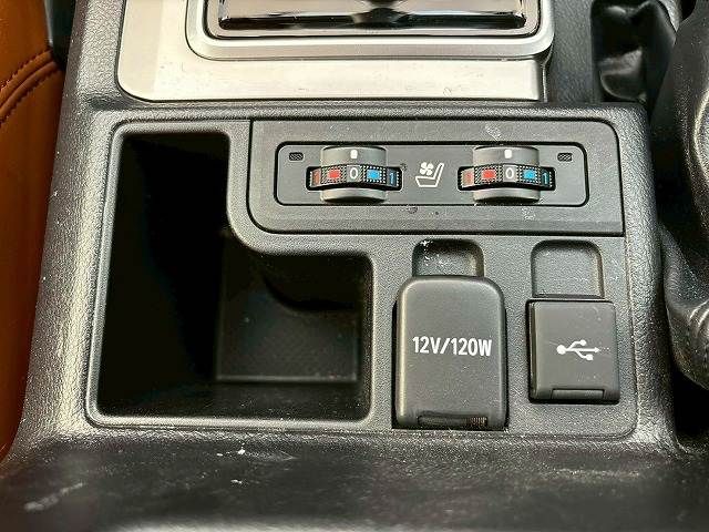 TOYOTA LANDCRUISER PRADO 2022 Image 31