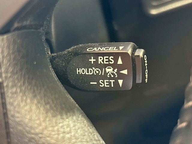 TOYOTA LANDCRUISER PRADO 2022 Image 31