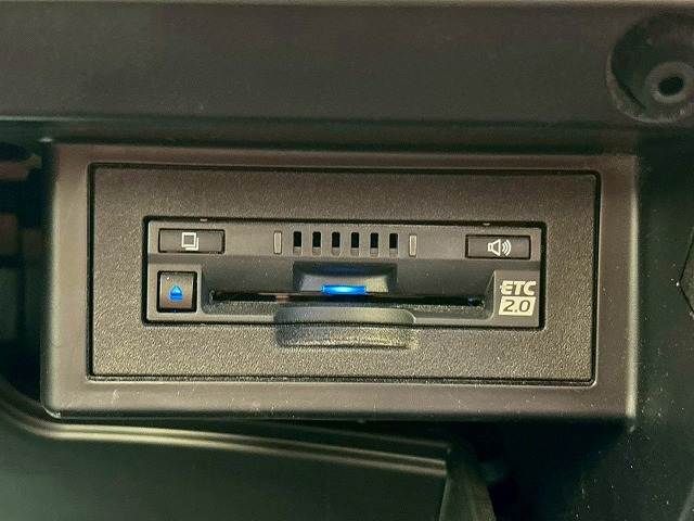 TOYOTA LANDCRUISER PRADO 2022 Image 31