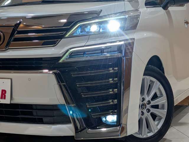 TOYOTA VELLFIRE 2018 Image 31