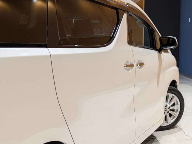 TOYOTA VELLFIRE 2018 Image 31