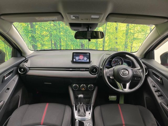 MAZDA DEMIO 2014 Image 31