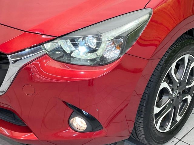 MAZDA DEMIO 2014 Image 31