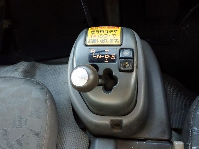 ISUZU ELF 2005 Image 31