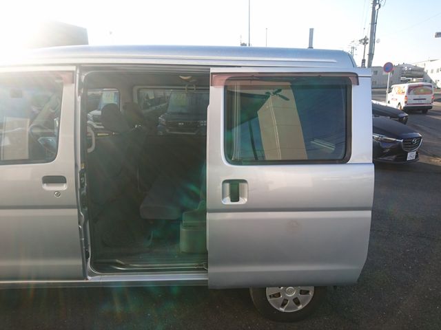 DAIHATSU HIJET CARGO 2012 Image 31