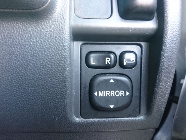 DAIHATSU HIJET CARGO 2012 Image 31