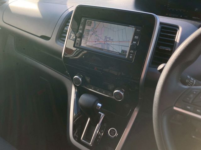 NISSAN SERENA  S-HYBRID 2016 Image 31