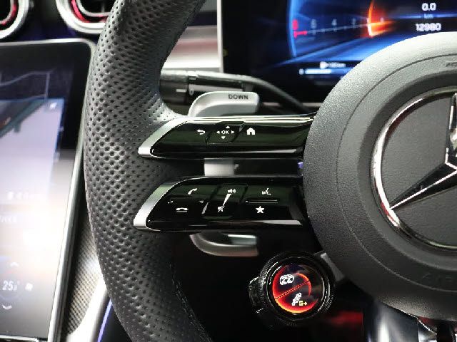 MERCEDES BENZ MERCEDES AMG C CLASS 2022 Image 31