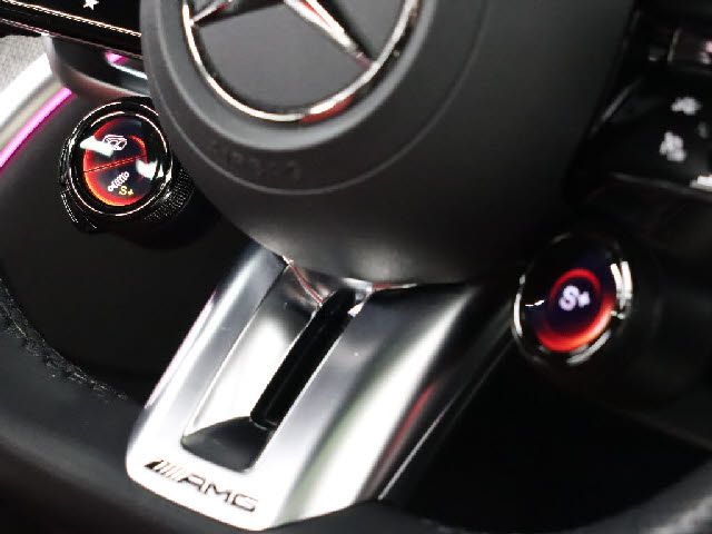 MERCEDES BENZ MERCEDES AMG C CLASS 2022 Image 31