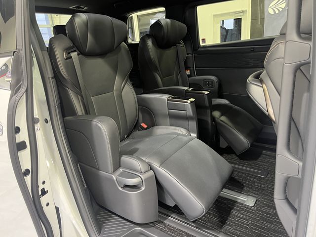 TOYOTA ALPHARD 4WD 2024 Image 31