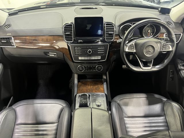 MERCEDES BENZ GLS CL 2016 Image 31