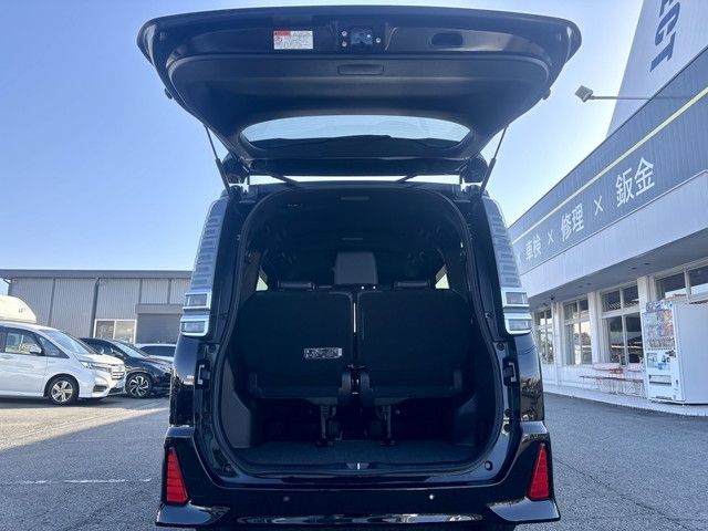 TOYOTA VOXY HYBRID 2020 Image 31