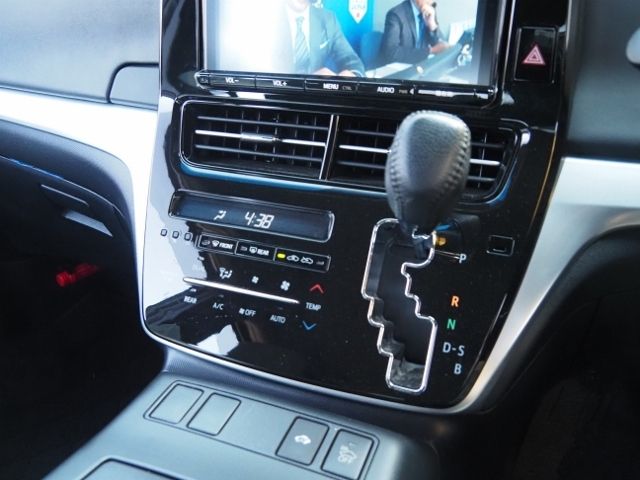 TOYOTA ESTIMA HYBRID 4WD 2016 Image 31