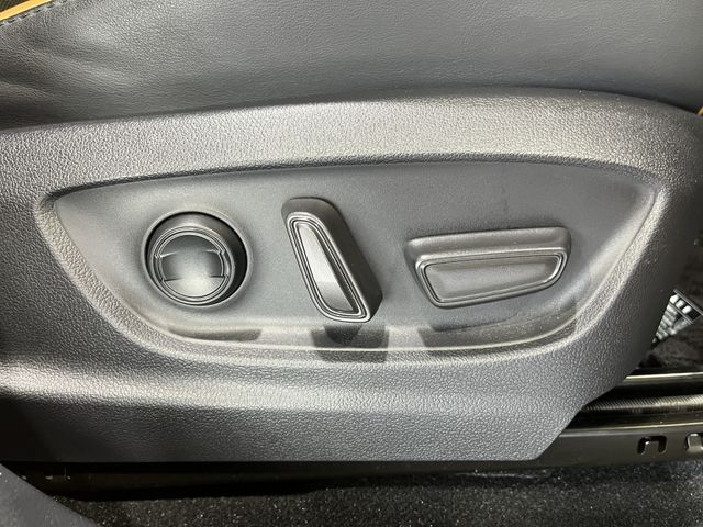 TOYOTA CROWN CROSSOVER 2023 Image 31