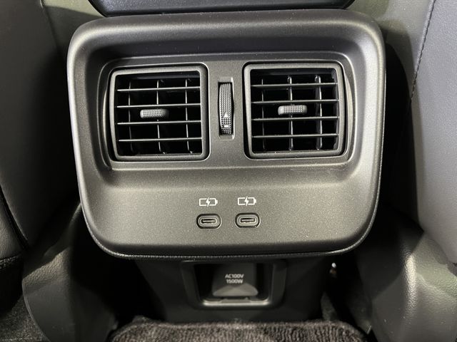 TOYOTA CROWN CROSSOVER 2023 Image 31