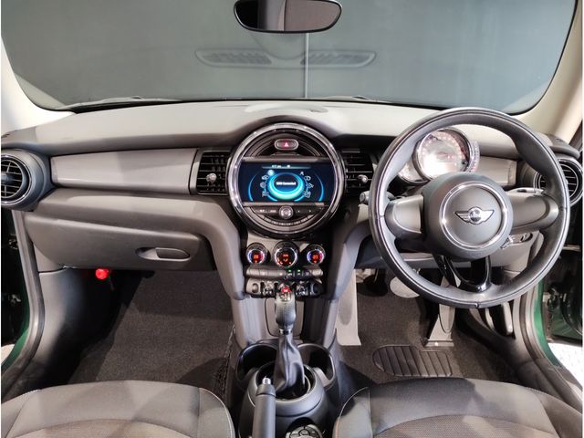 BMW MINI COOPER D 2017 Image 31