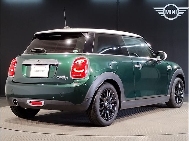 BMW MINI COOPER D 2017 Image 31