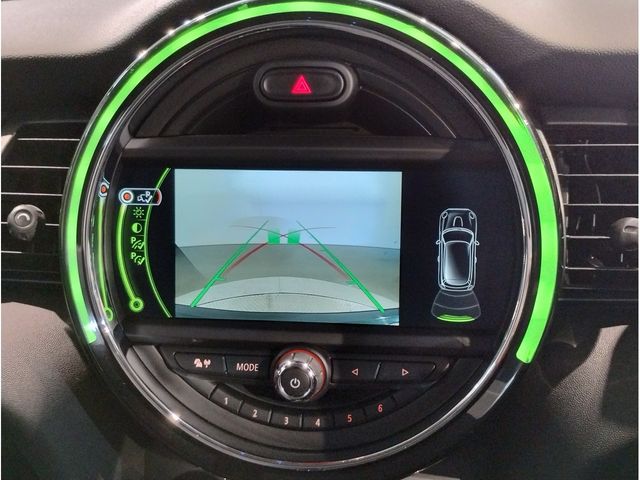 BMW MINI COOPER D 2017 Image 31