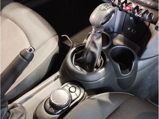 BMW MINI COOPER D 2017 Image 31